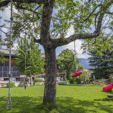 Weberhof 4 *