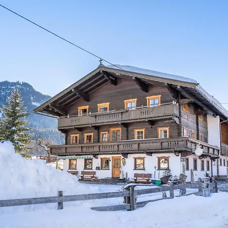 Weberhof 4 *